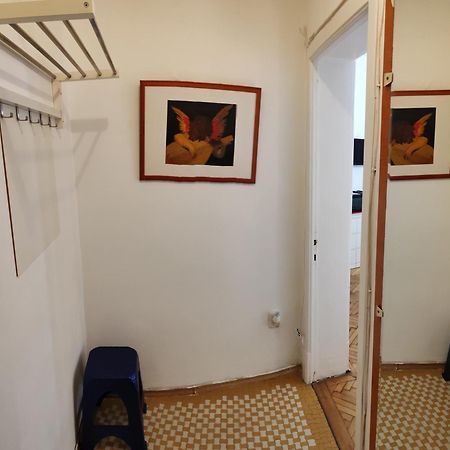 Studio Ultracentral Universitatea Букурещ Екстериор снимка