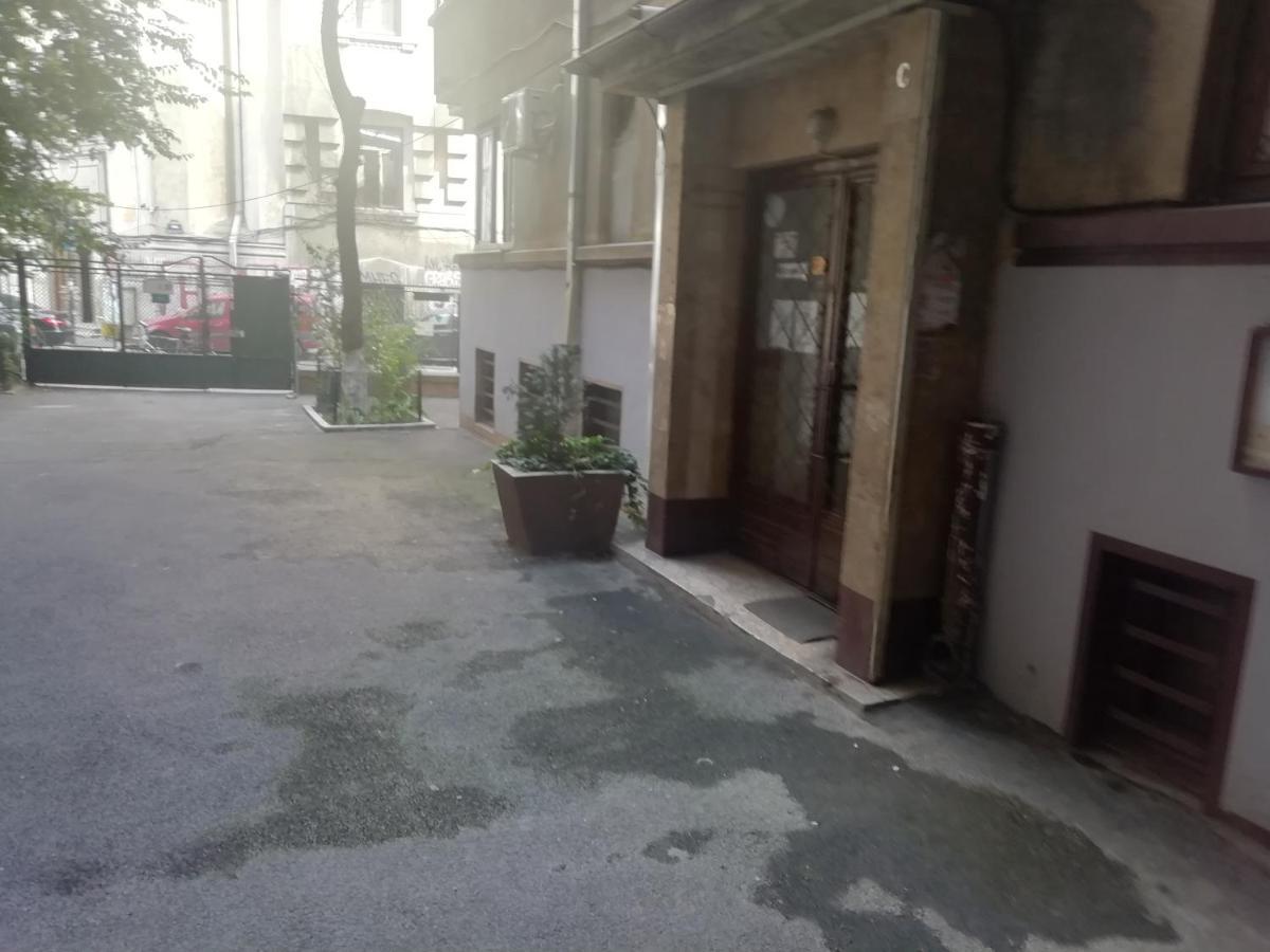 Studio Ultracentral Universitatea Букурещ Екстериор снимка