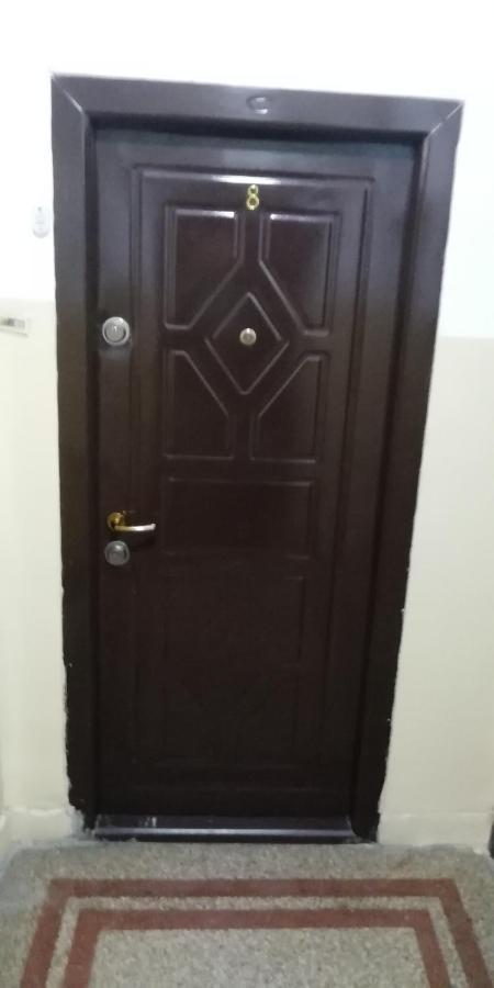 Studio Ultracentral Universitatea Букурещ Екстериор снимка