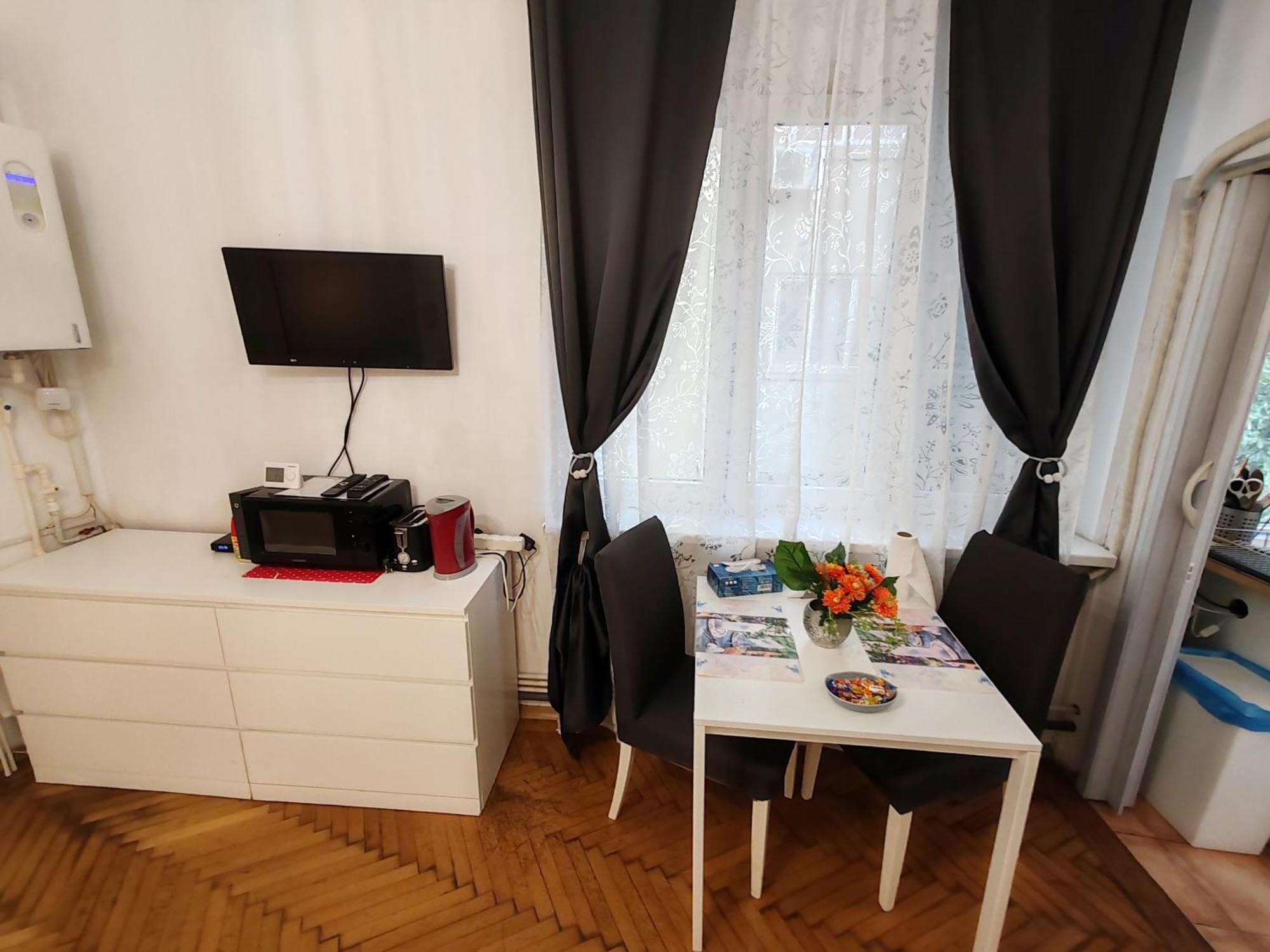 Studio Ultracentral Universitatea Букурещ Екстериор снимка