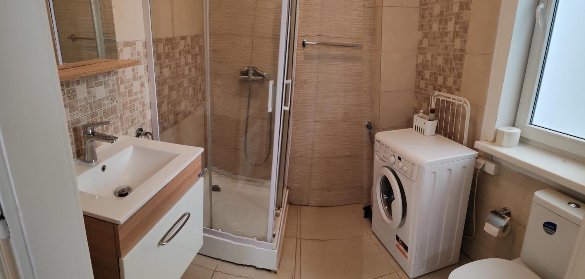 Studio Ultracentral Universitatea Букурещ Екстериор снимка